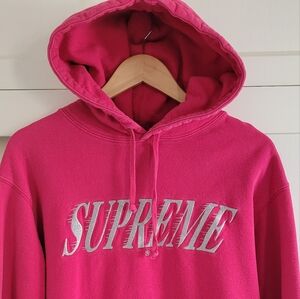 Supreme Sweater
